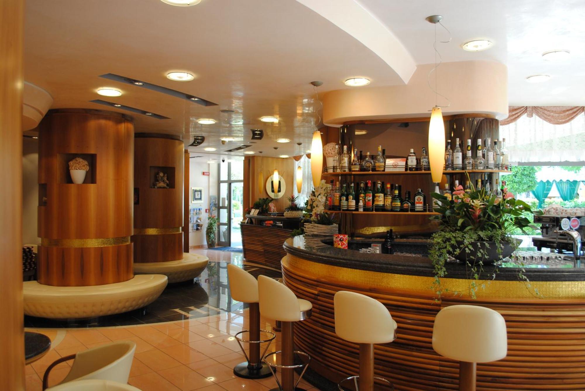 Hotel Franz บิบิโอเน ภายนอก รูปภาพ