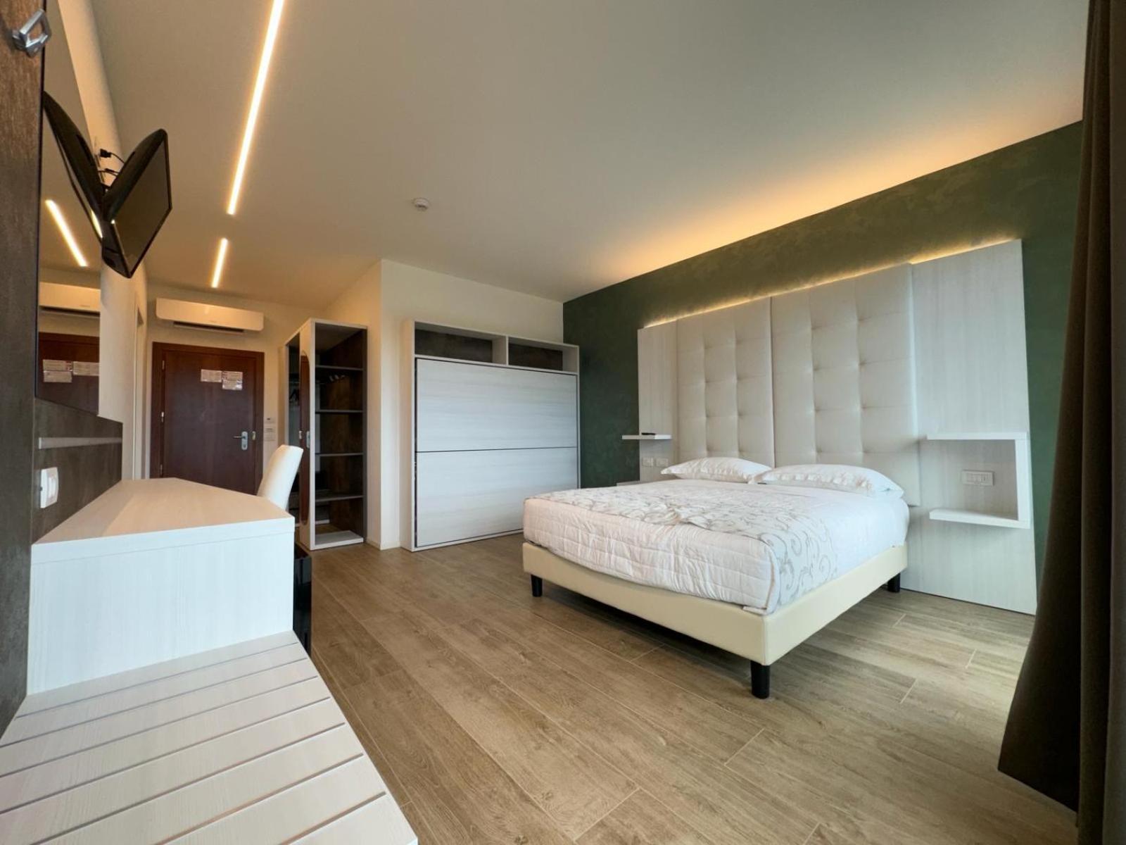 Hotel Franz บิบิโอเน ภายนอก รูปภาพ