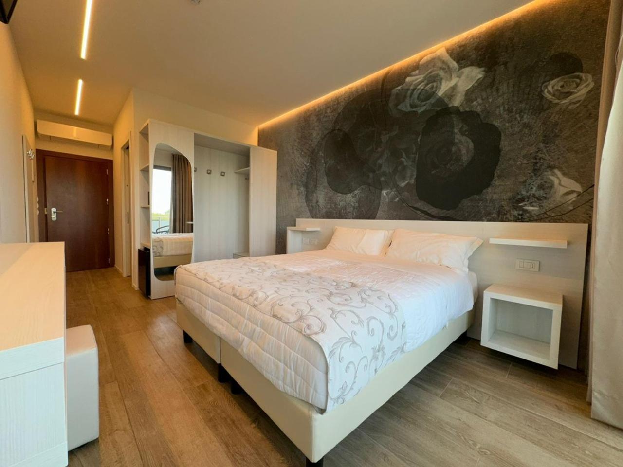 Hotel Franz บิบิโอเน ภายนอก รูปภาพ