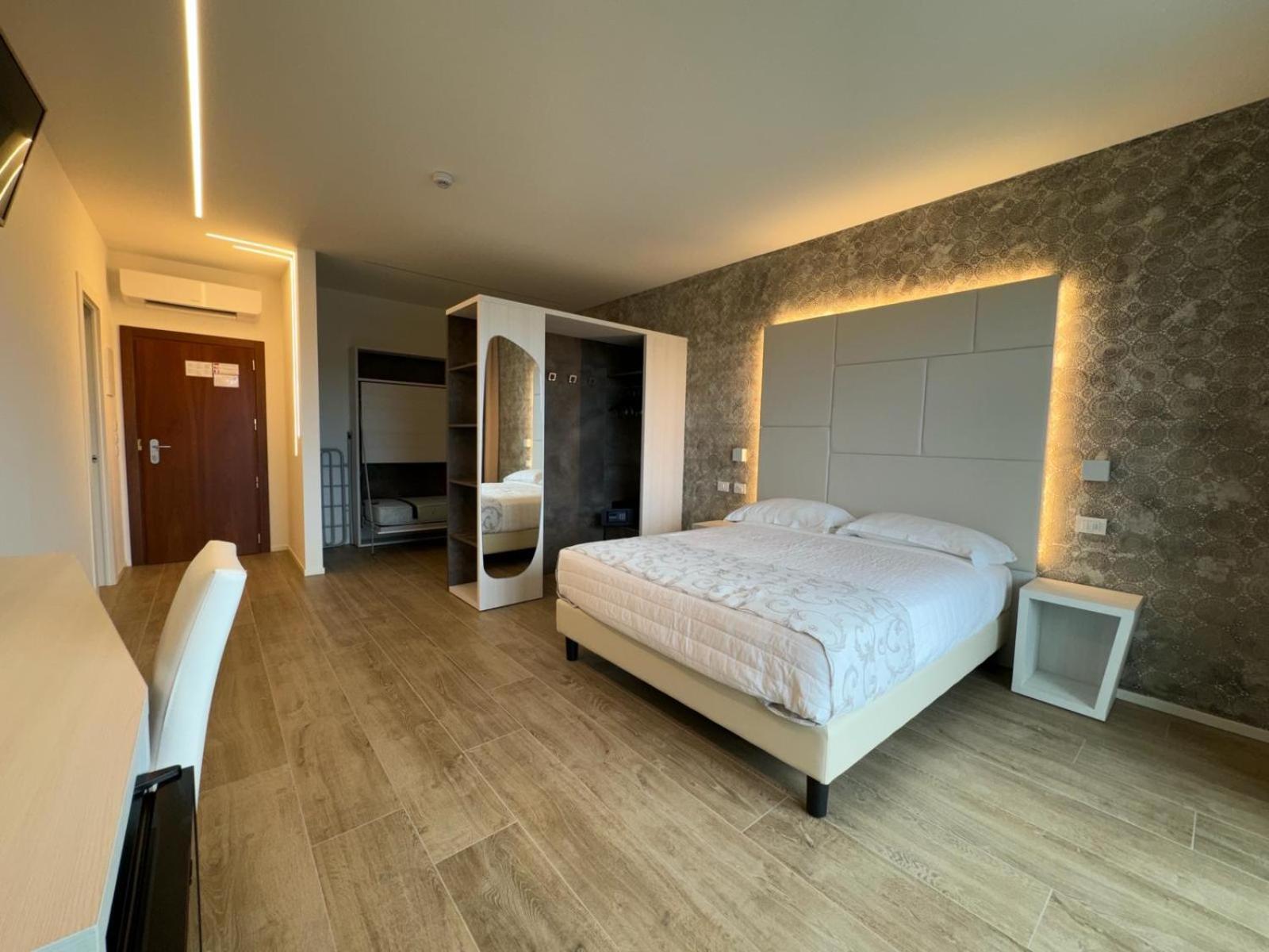 Hotel Franz บิบิโอเน ภายนอก รูปภาพ
